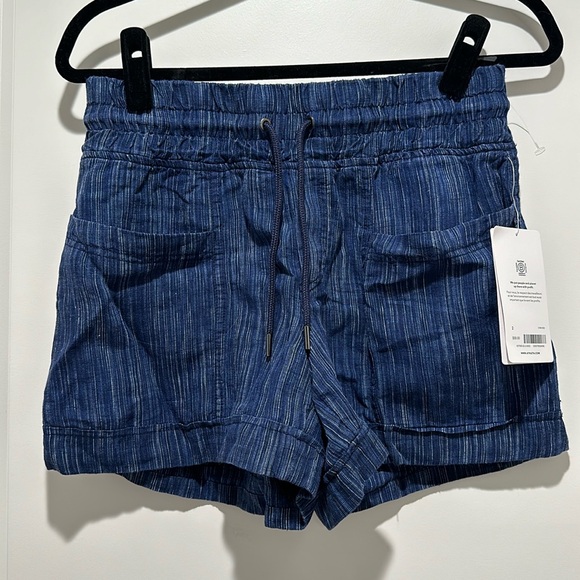 Athleta Cabo Linen Textured 4” Short Blue (NWT) - Picture 1 of 7